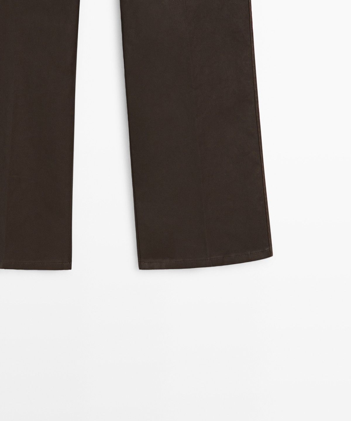 마시모두띠(MASSIMO DUTTI) 러버 코팅 크롭 플레어 팬츠