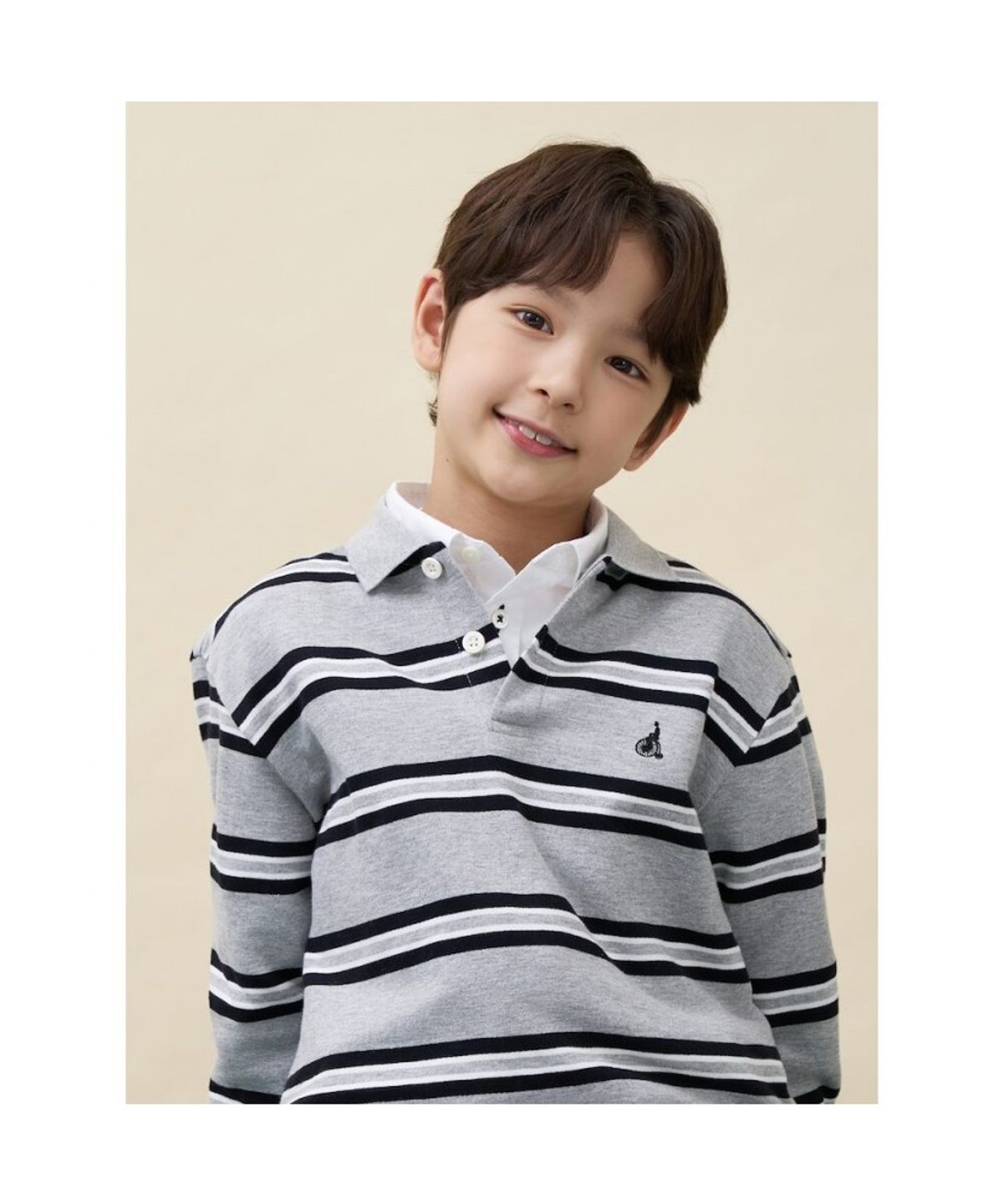 빈폴 키즈(BEANPOLE KIDS) 멀티 스트라이프 티칼라 스웻셔츠  그레이 (BI6841U013)