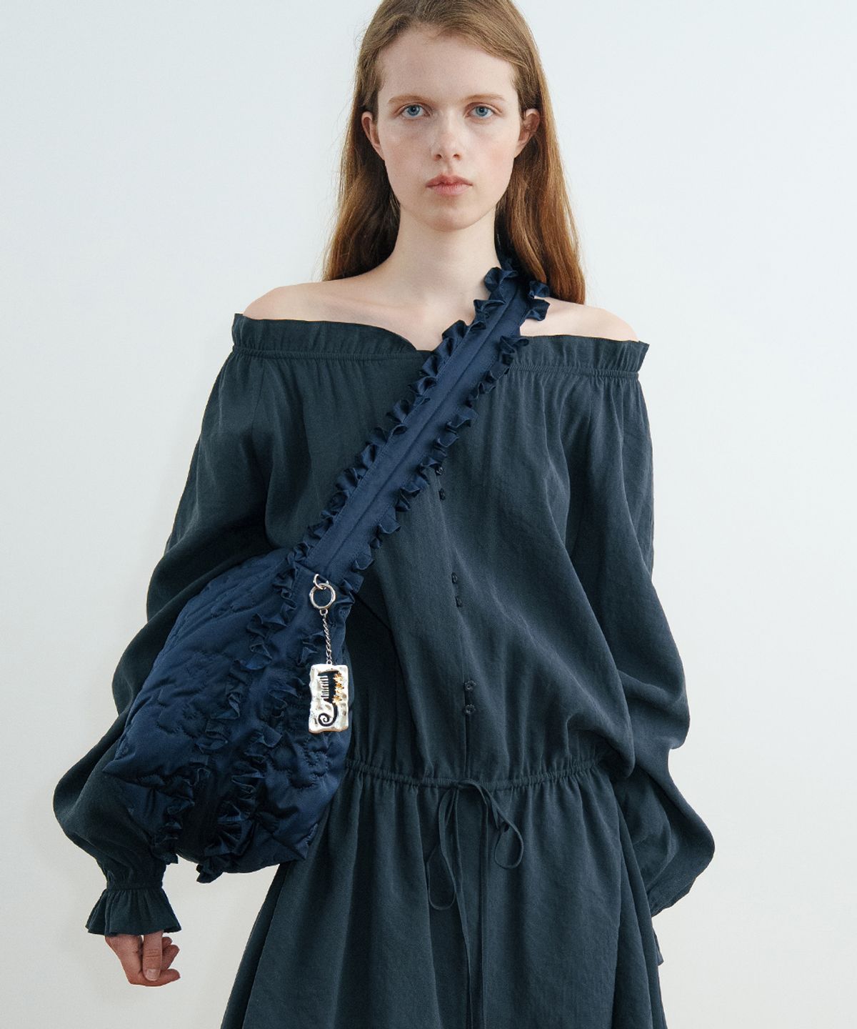 시눈(SINOON) Padded Shirring Bag (Navy)