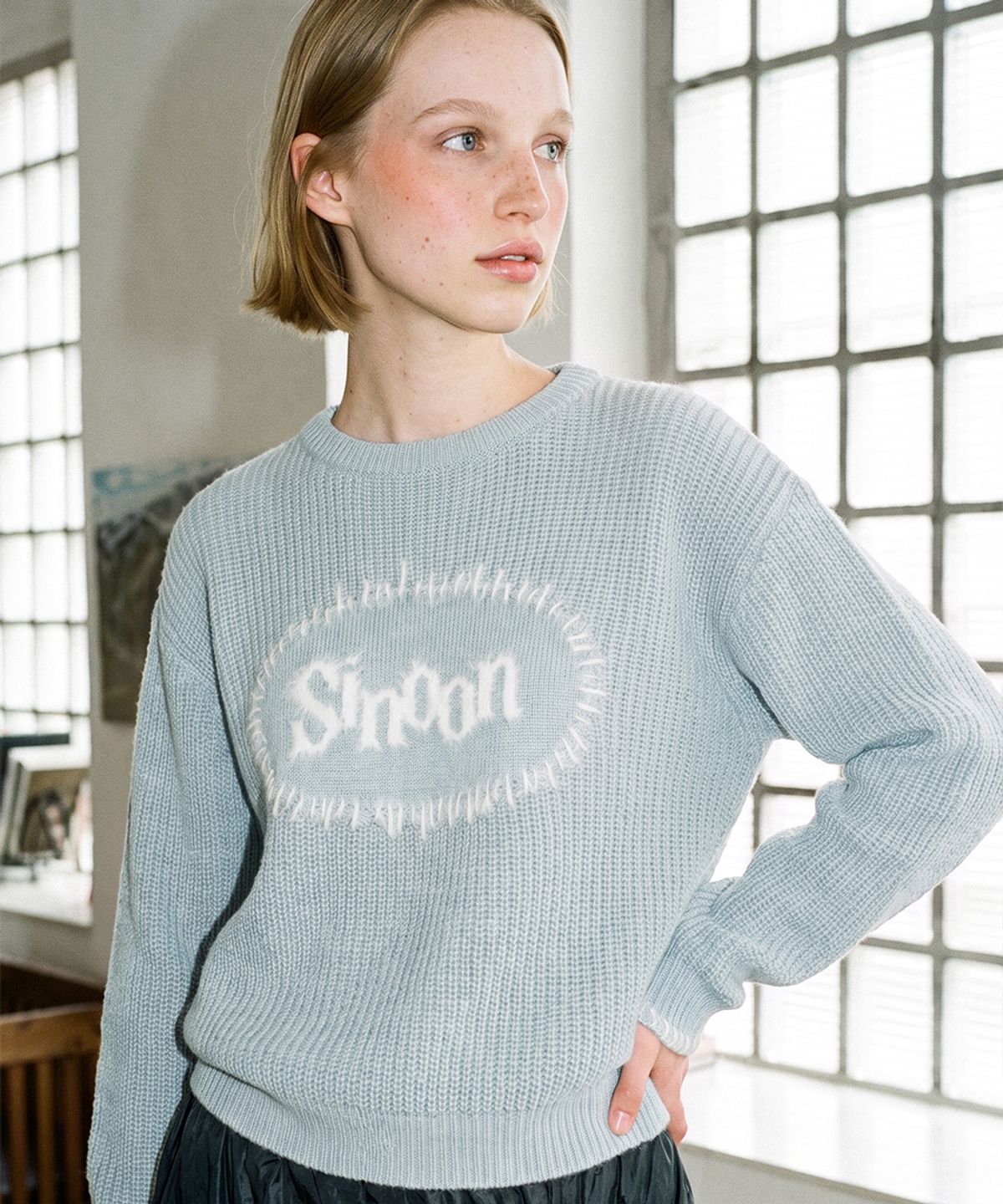 시눈(SINOON) Sinoon Logo Knit (Light Blue)