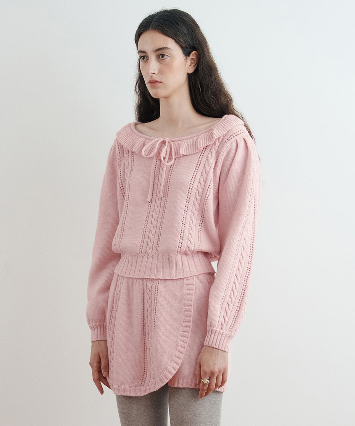 시눈(SINOON) Ruffle Cable Knit Pullover (Pink)