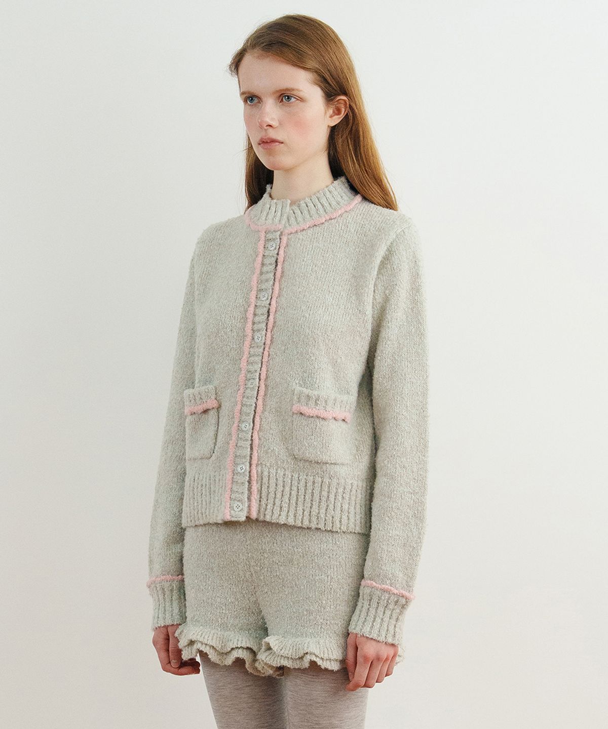 시눈(SINOON) Color Point Pompom Cardigan (Greyish Green)