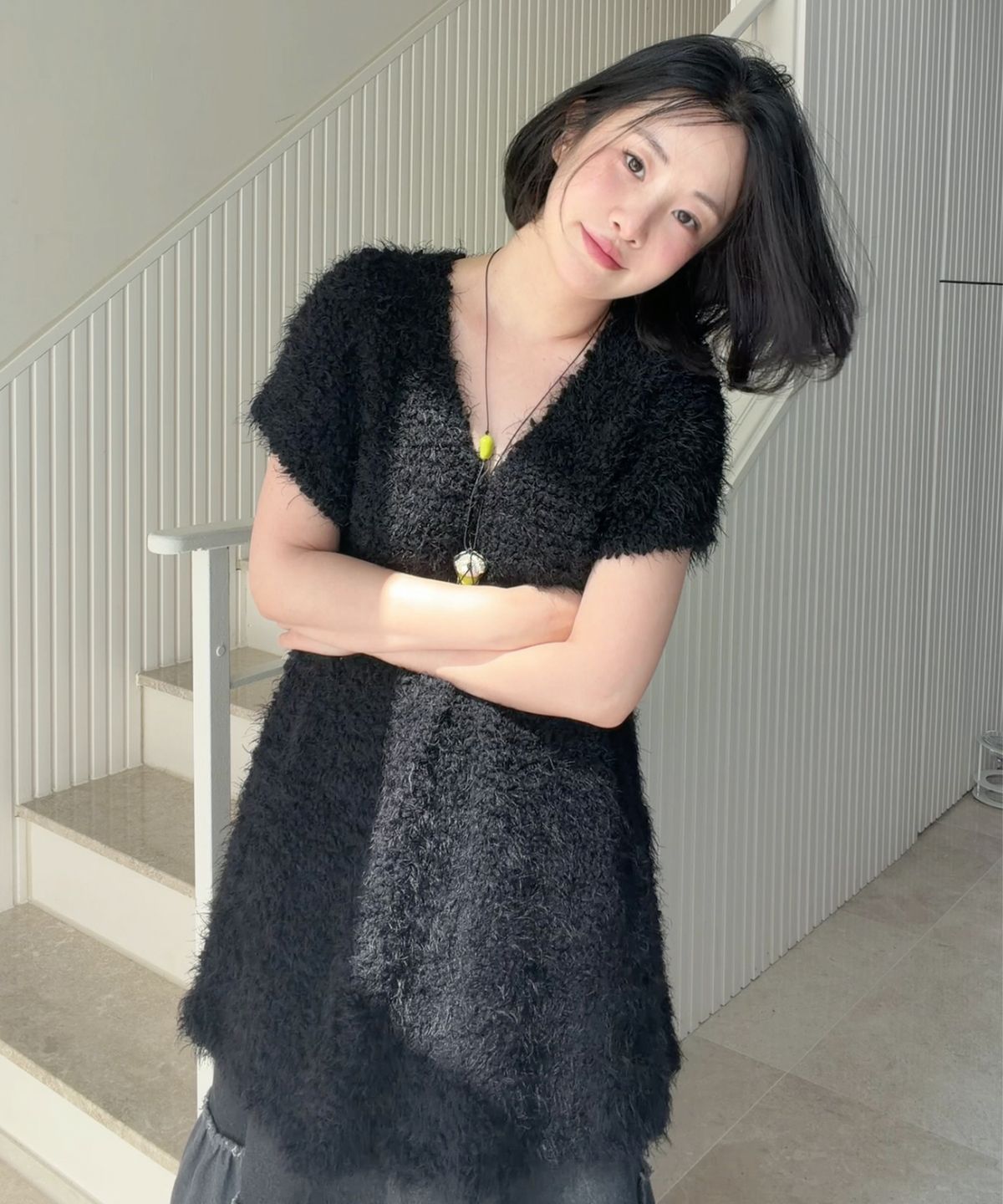 시눈(SINOON) V-Neck Flare Knit (Black)