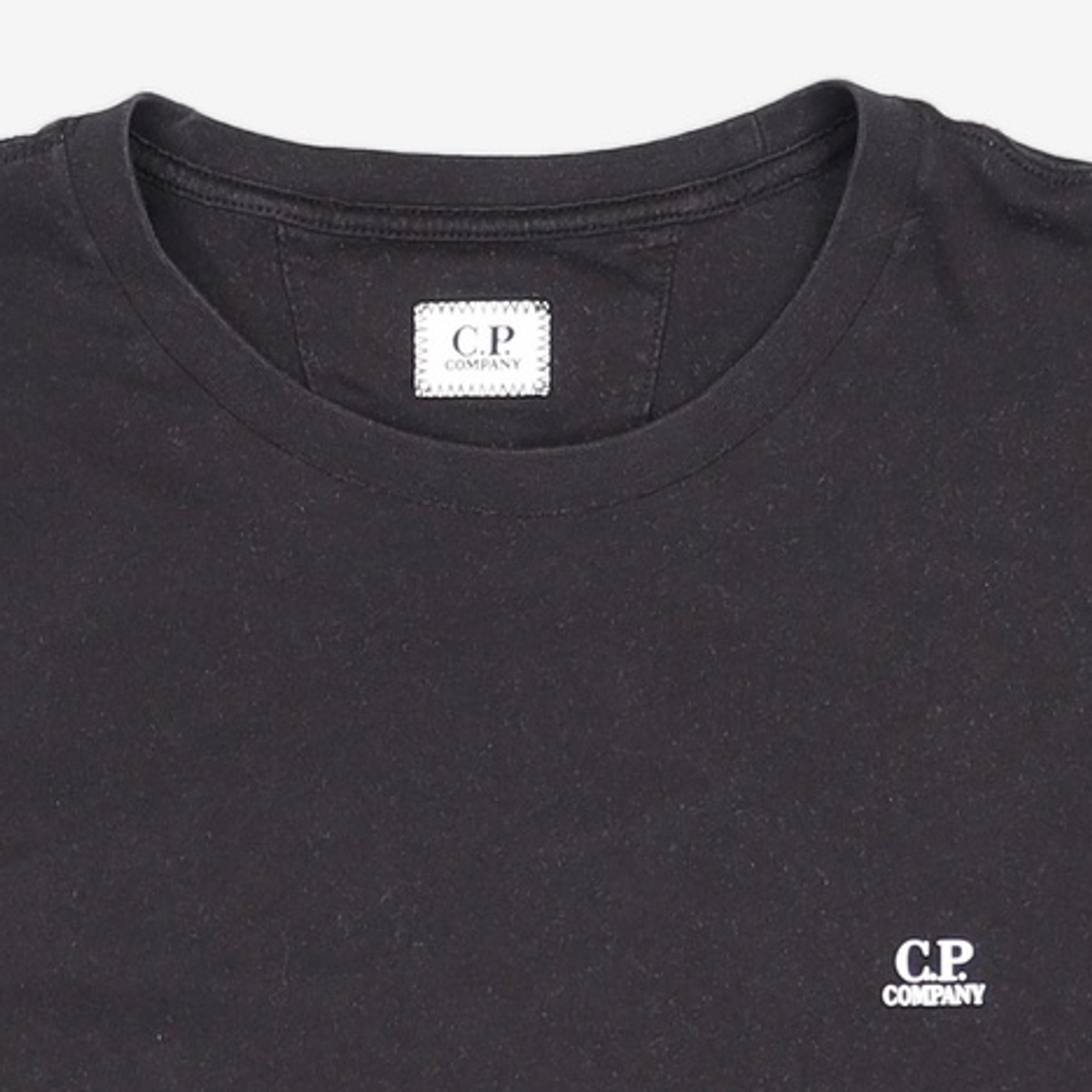 씨피 컴퍼니(CP Company) 남성 저지 스몰 로고 반소매 티셔츠 - 네이비 / 12CMTS046A005100W888 XXL