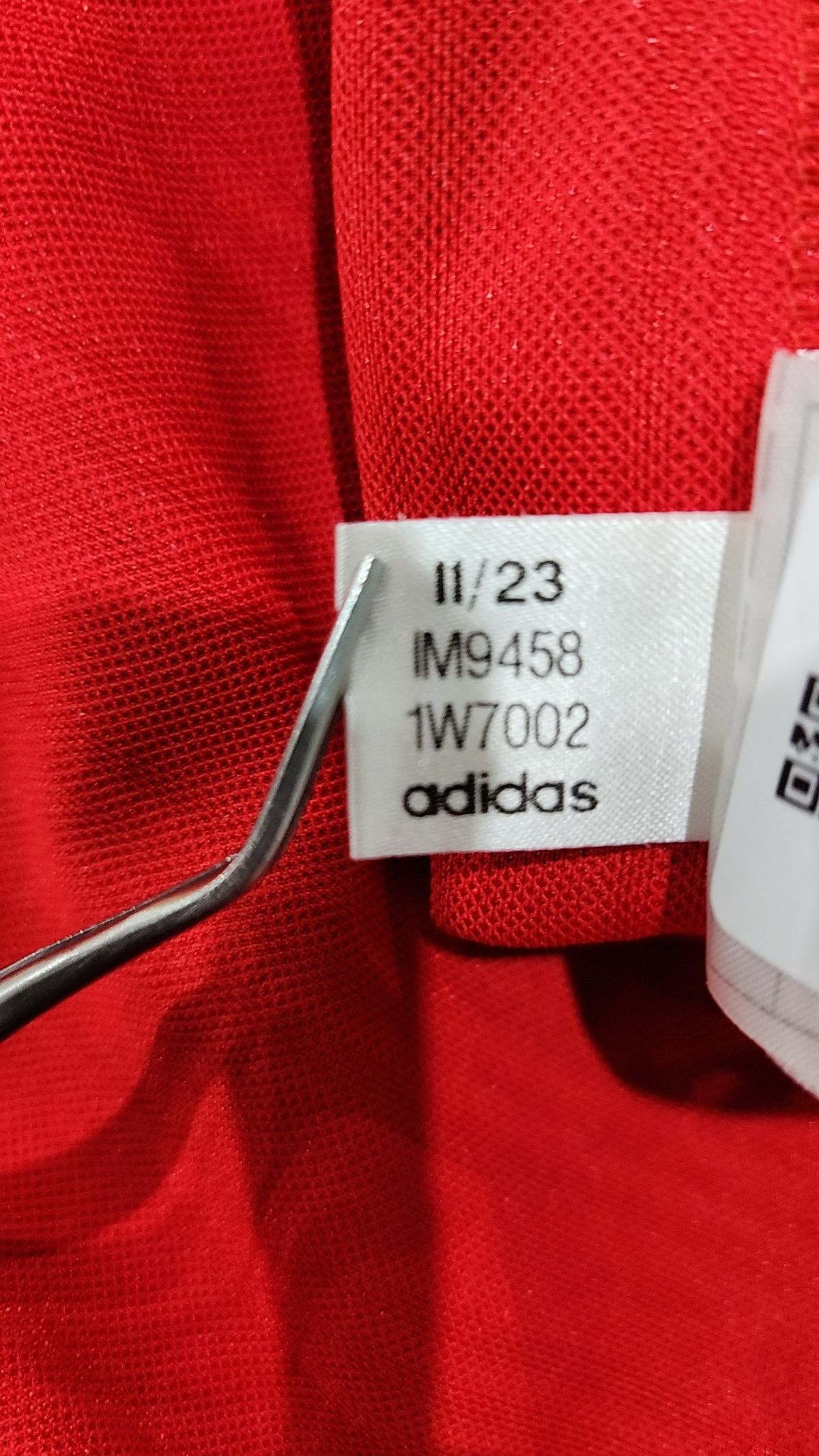아디다스(ADIDAS) 폴리 티셔츠 - 스칼렛 / IM9458 XL