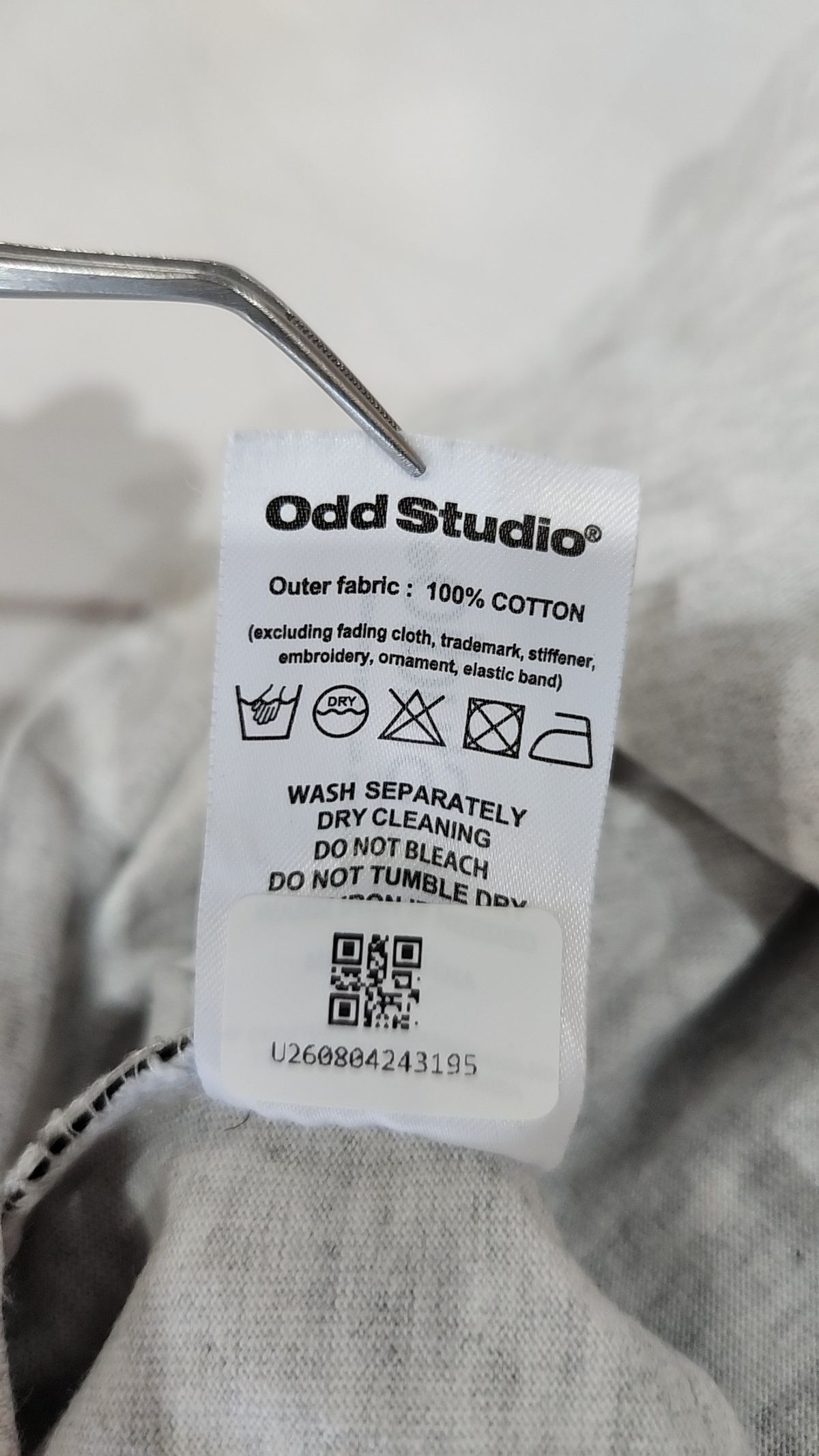 오드스튜디오(ODDSTUDIO) 긴소매 티셔츠 1