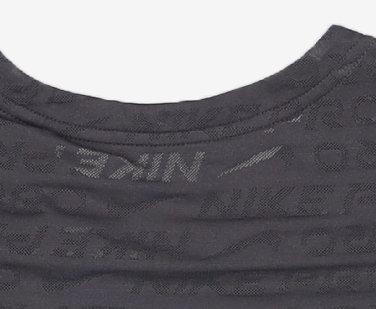 나이키(NIKE) 프로 드라이 핏 반소매 크롭 자카드 탑 W - 블랙:화이트 / HJ2286-010 L