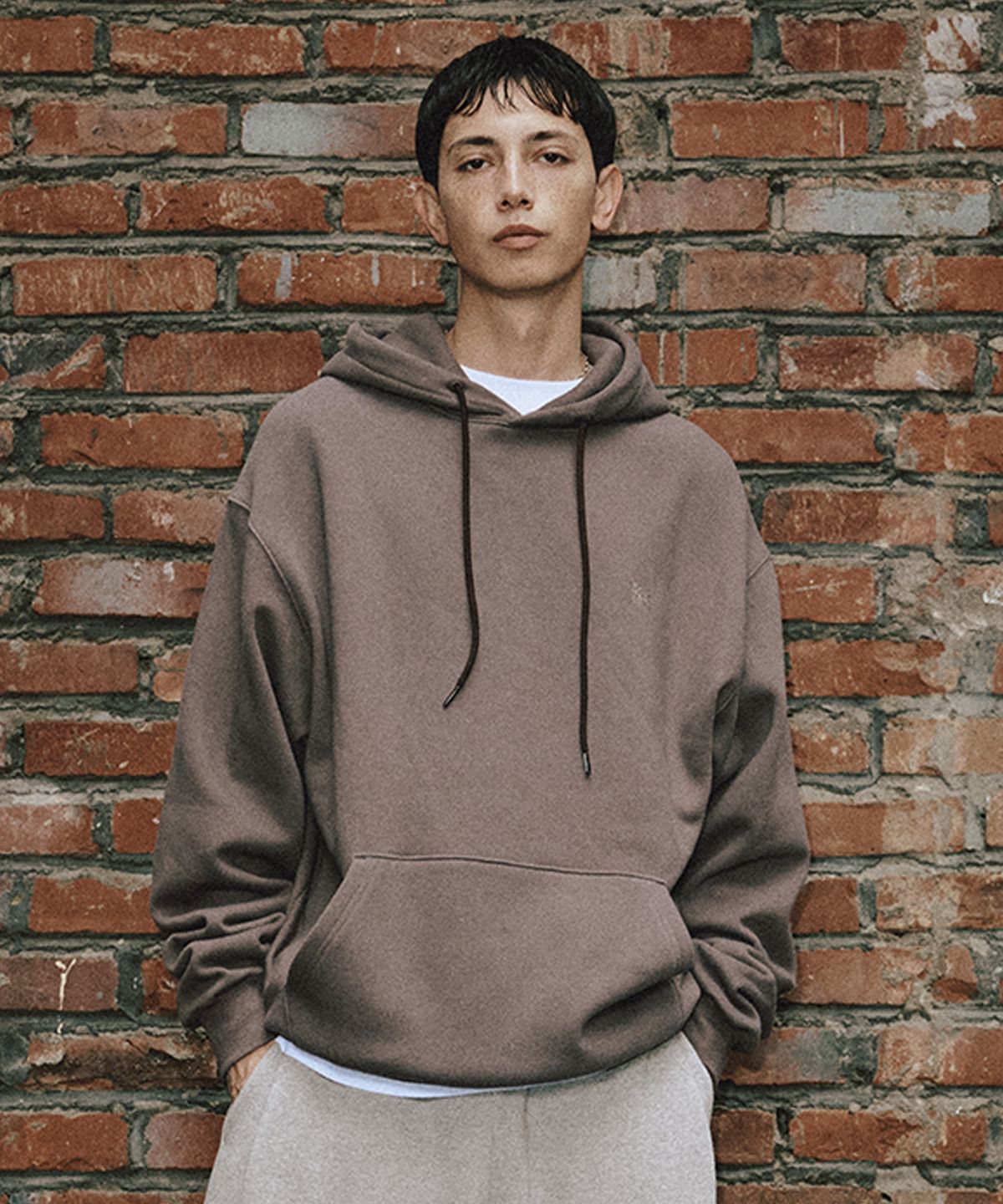 브라운브레스(BROWNBREATH) PAISELEY TAG HOODIE (3colors)