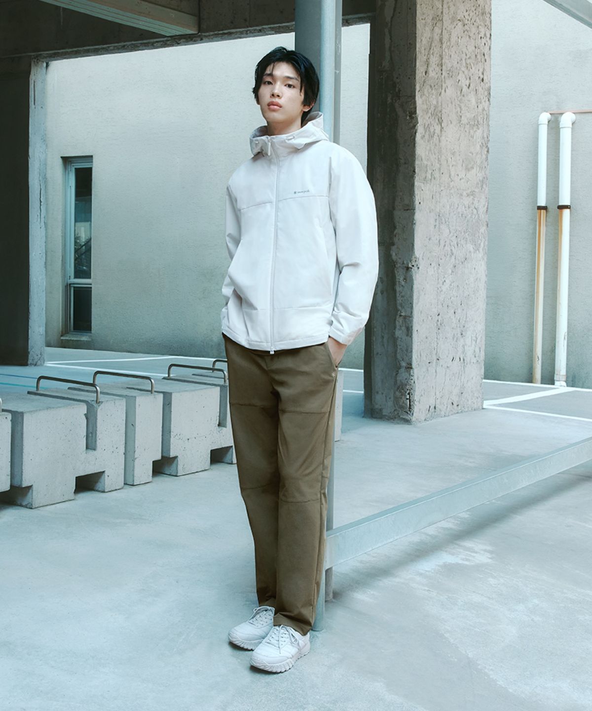 스노우피크 어패럴(SNOWPEAK APPAREL) 2L 티타닉 바람막이 (S26FMTWB30) Light Beige