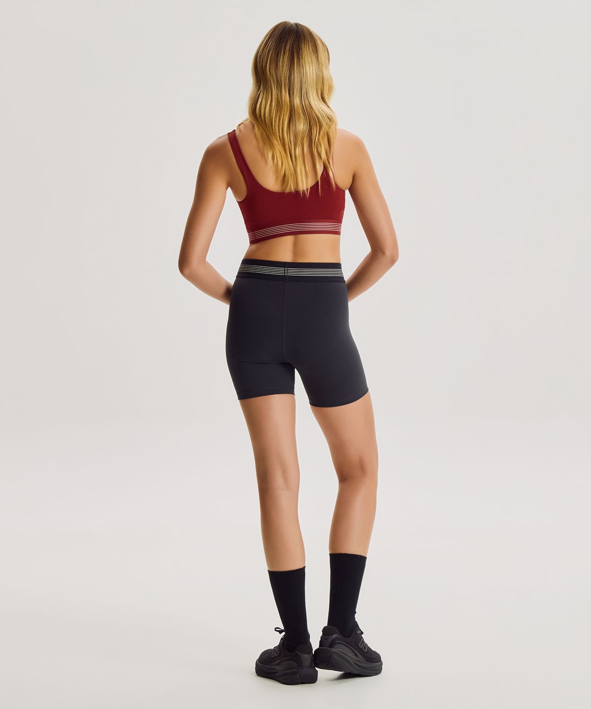뉴발란스(NEW BALANCE) NBN9G3V812 / WOMEN AC 트레인 브라탑 (D/RED)
