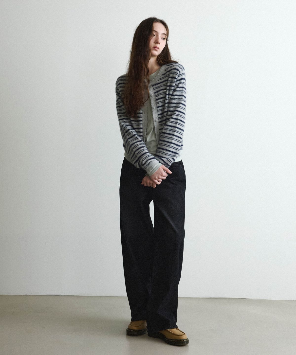 커버낫 우먼(COVERNAT WOMAN) 우먼 와이드 커브드 데님 팬츠 블랙