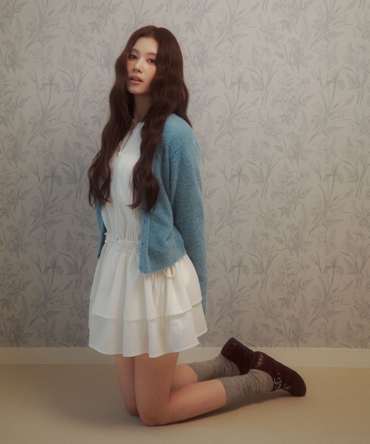 커버낫 우먼(COVERNAT WOMAN) 우먼 브이넥 헤어리 가디건 블루