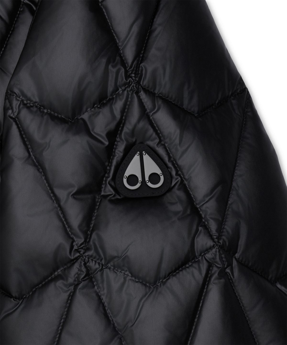 무스너클(MOOSE KNUCKLES) 라이트웨이트 아이스버그 퀄트 패딩 - 블랙 / M36MJ152292