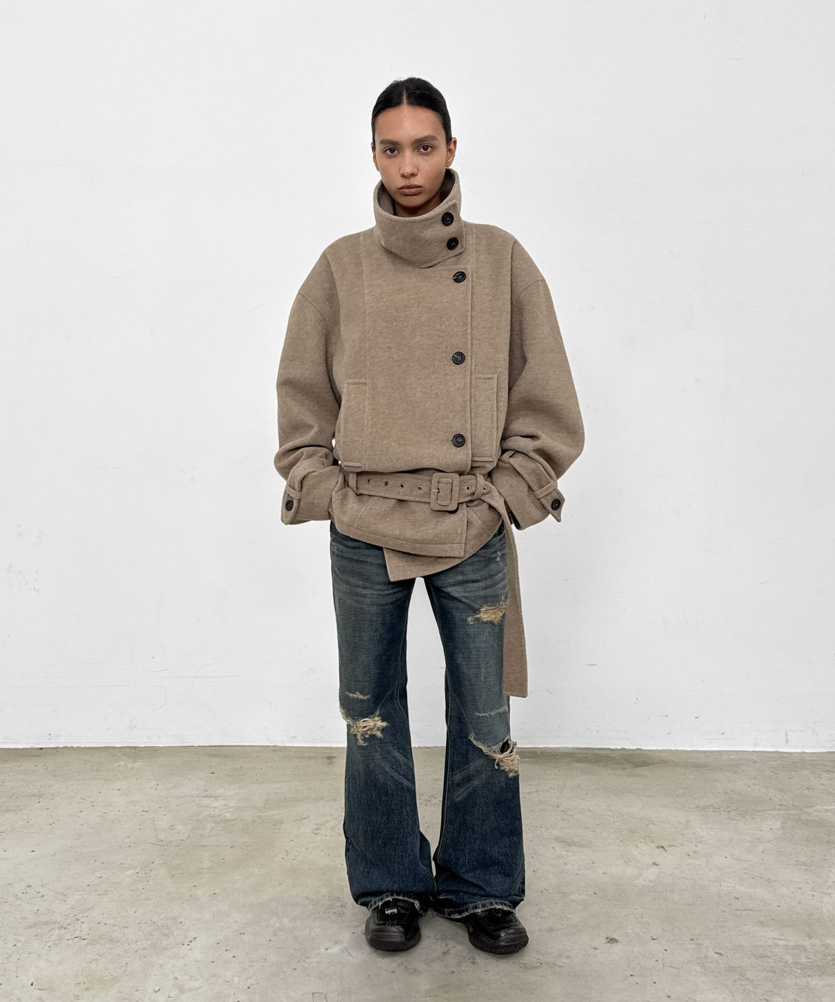 샌드릭(SANDRIC) High Neck Wool Jacket_Beige