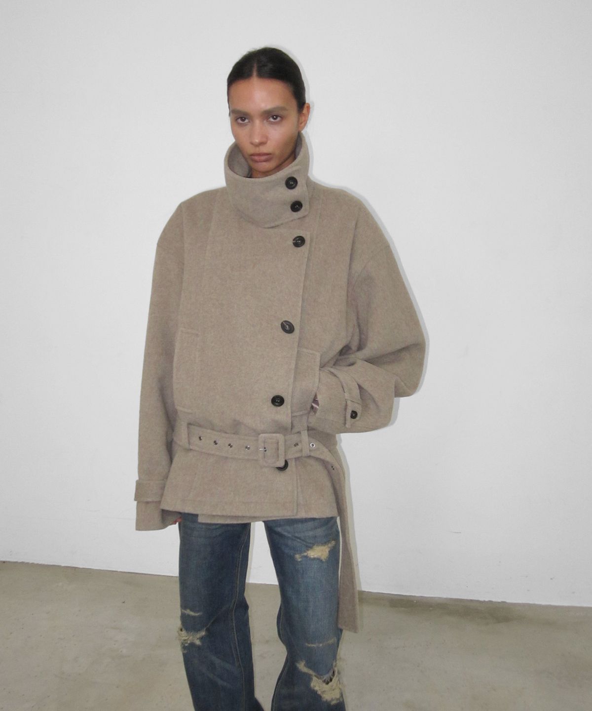 샌드릭(SANDRIC) High Neck Wool Jacket_Beige