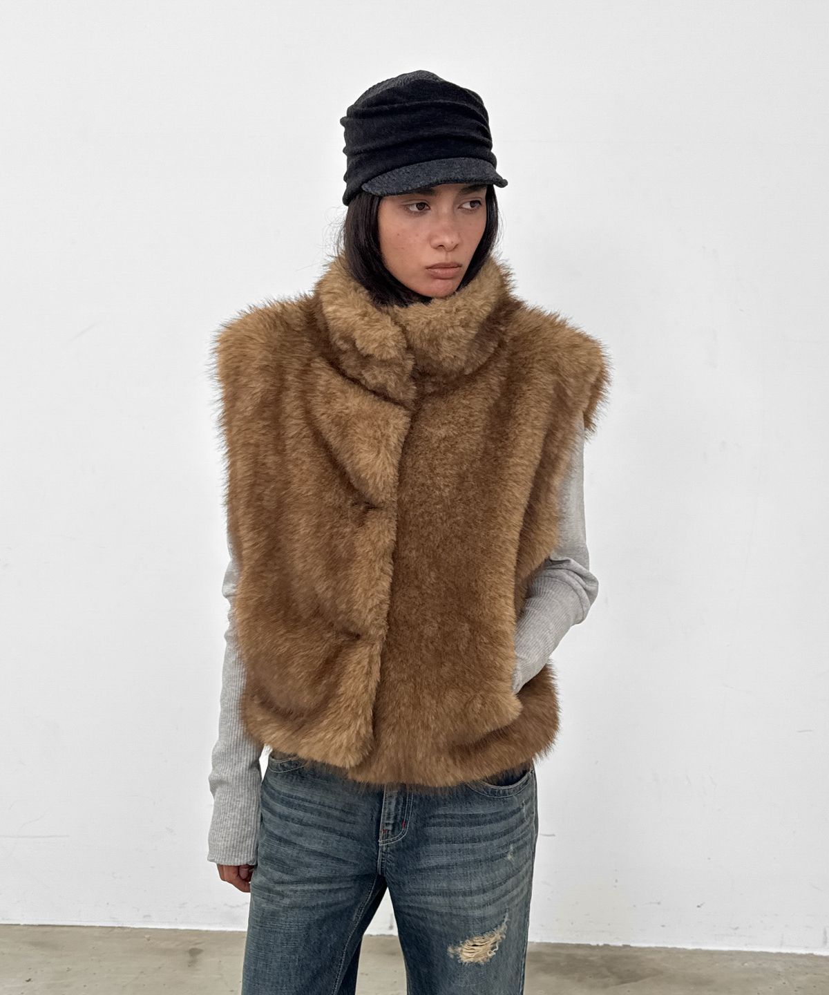 샌드릭(SANDRIC) Vintage Fur Vest_Beige
