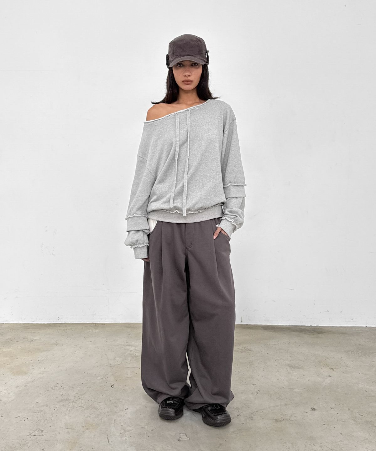 샌드릭(SANDRIC) Overfit Drawstring Sweatshirt_Melange grey