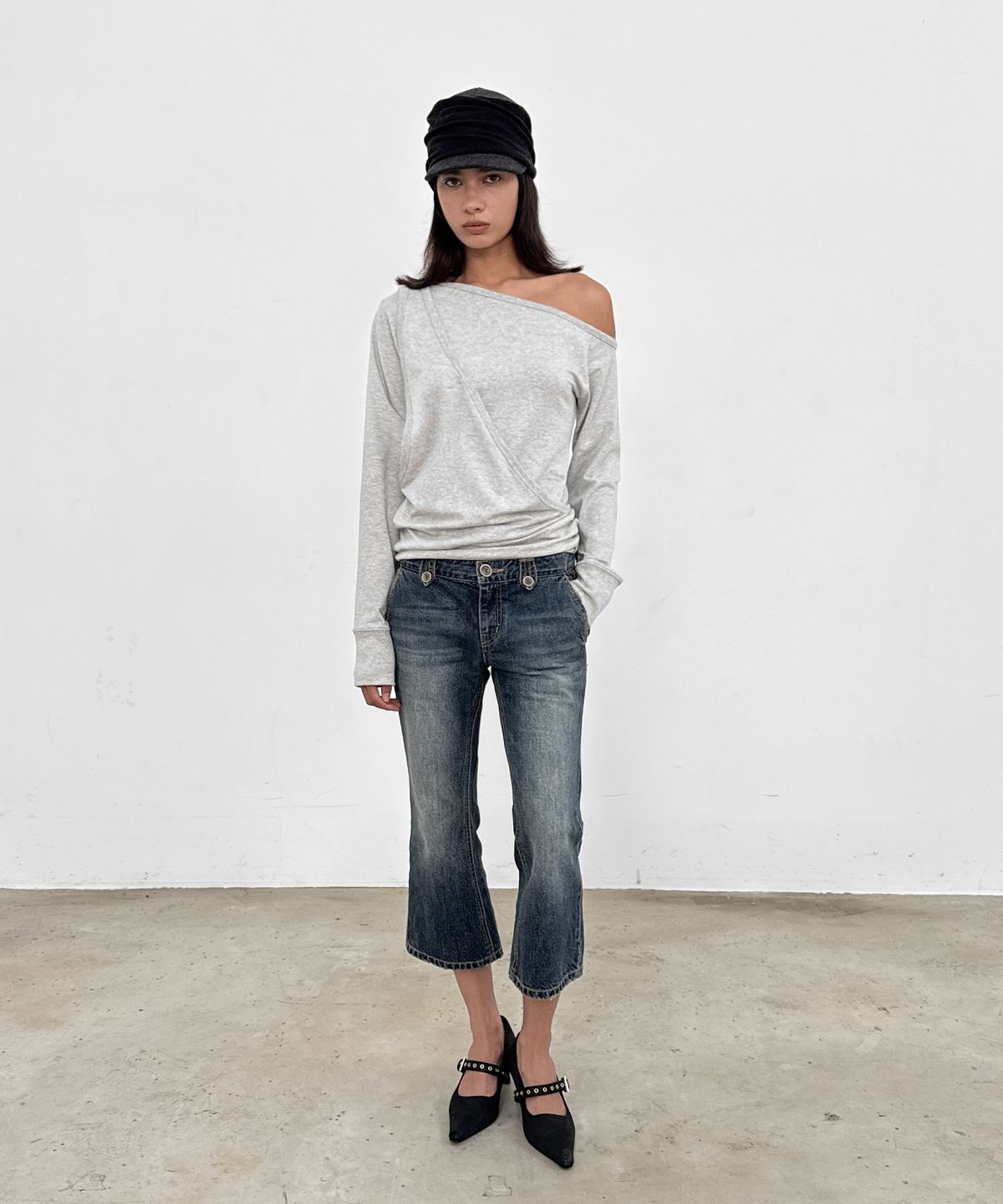 샌드릭(SANDRIC) One-Shoulder Layered Tee_Melange grey