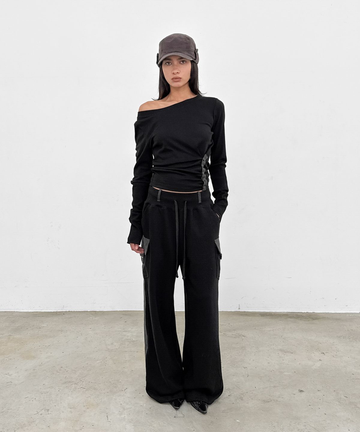 샌드릭(SANDRIC) Side Line Pants_Black