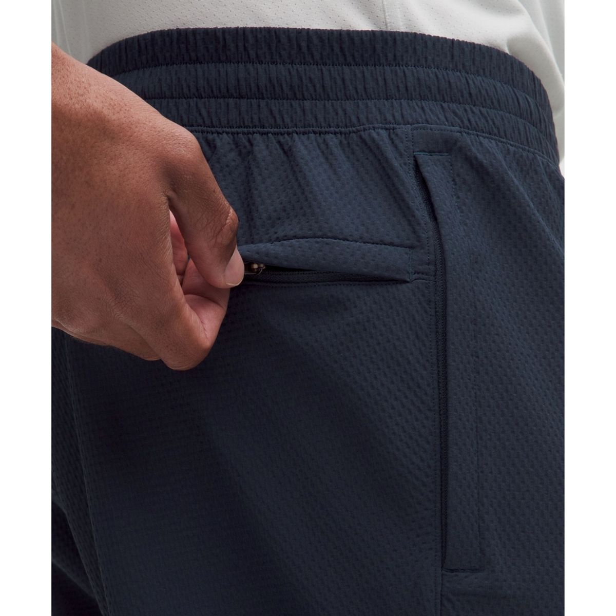 룰루레몬(LULULEMON) 라이선스 투 트레인 텍스처드 조거 *레귤러  TRNV