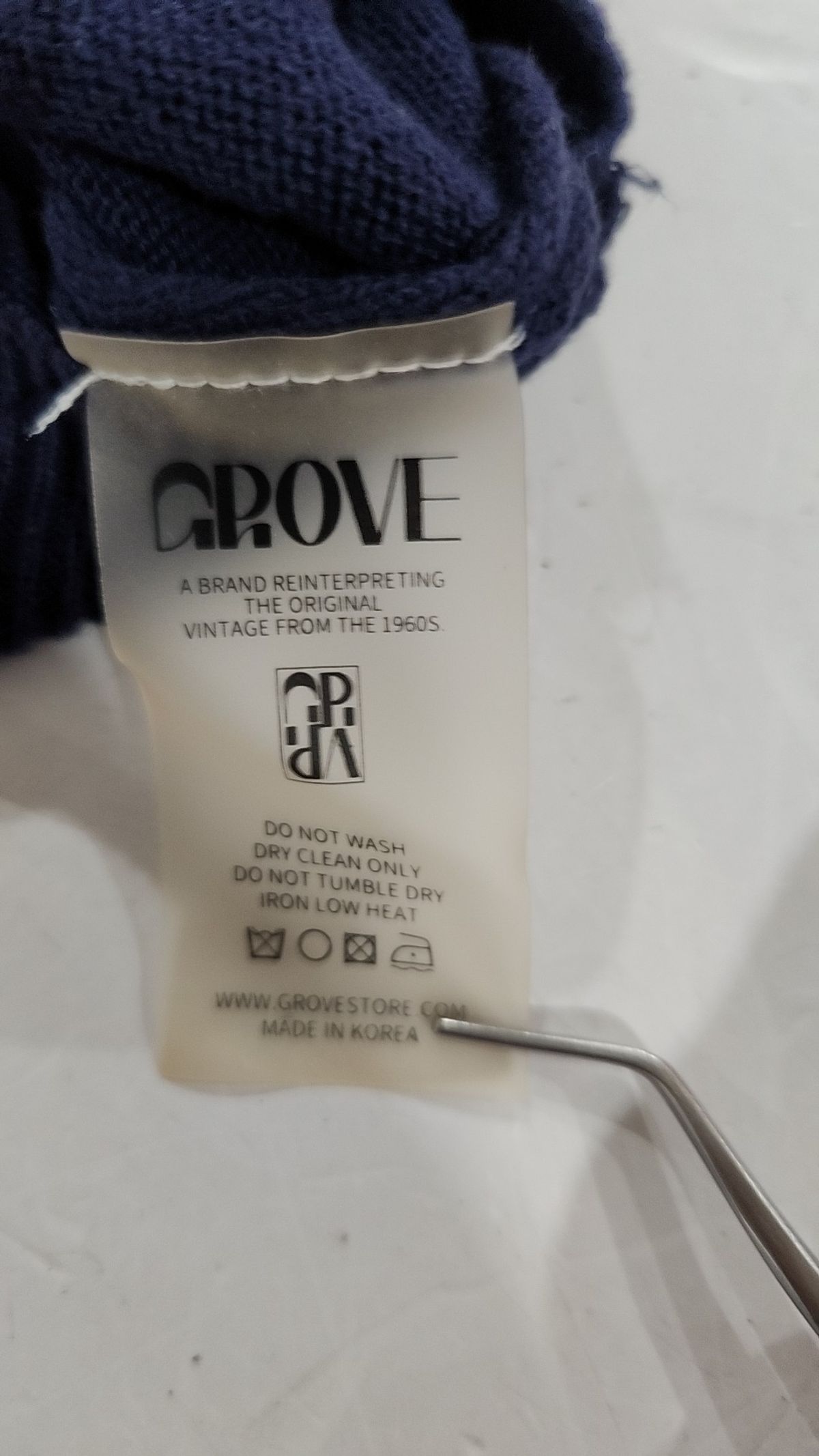 그로브(GROVE) 니트/스웨터 FREE