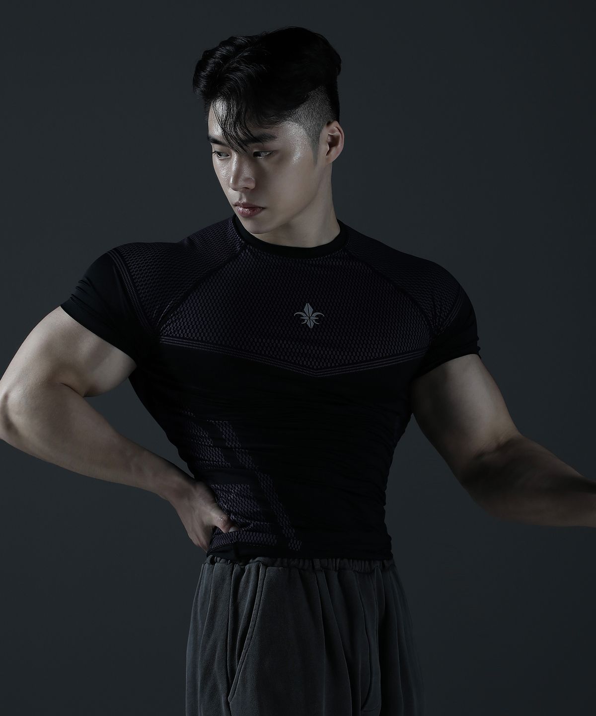카미드(CARMID) 퍼플 나이트 컴프레션 반팔 [블랙]
