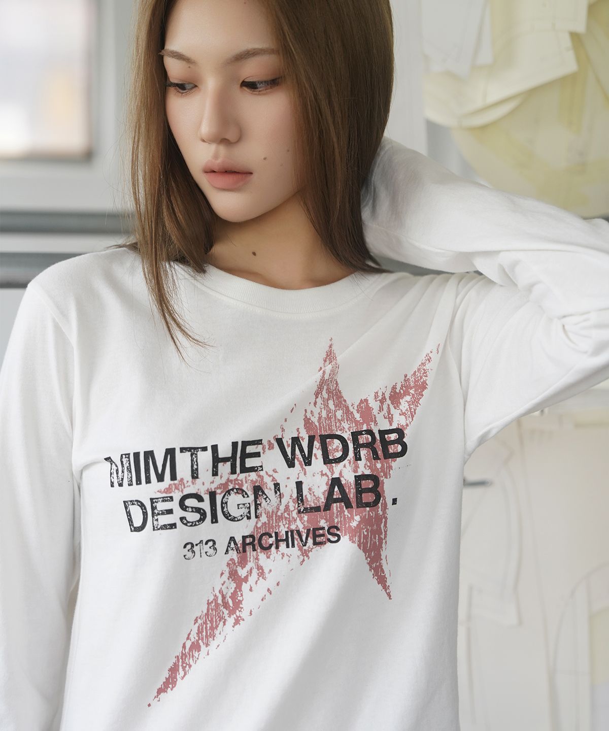 밈더워드로브(MIMTHEWARDROBE) 스타 아카이브 롱슬리브_화이트