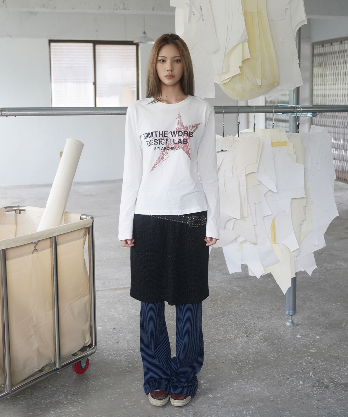 밈더워드로브(MIMTHEWARDROBE) 스타 아카이브 롱슬리브_화이트