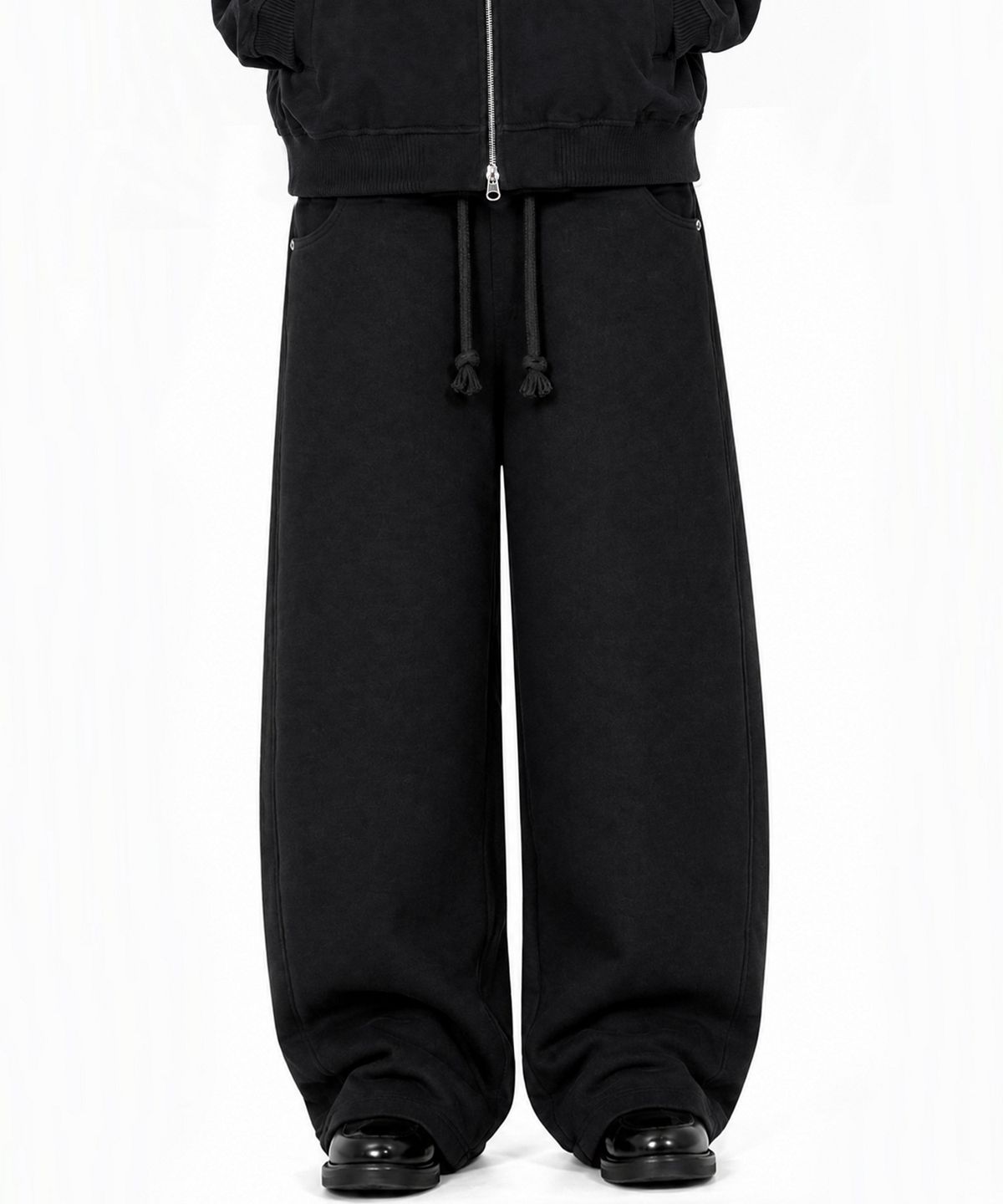 아이돈워너셀(IDWS) Shift Curved Sweat Pants Black