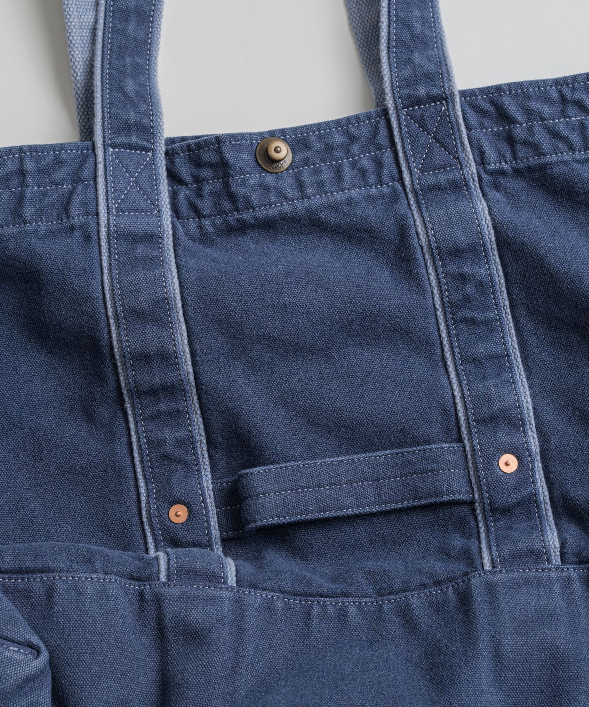 비헤비어(BEHEAVYER) DYED CANVAS TOTE BAG blue