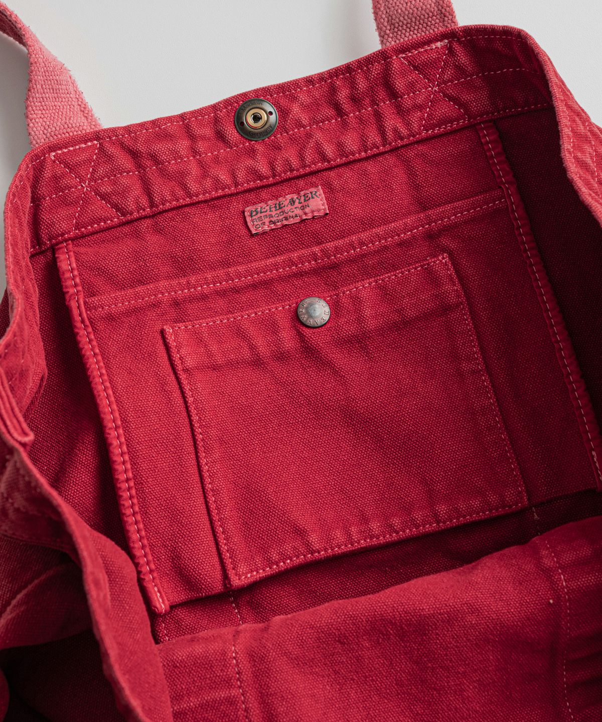 비헤비어(BEHEAVYER) DYED CANVAS TOTE BAG red