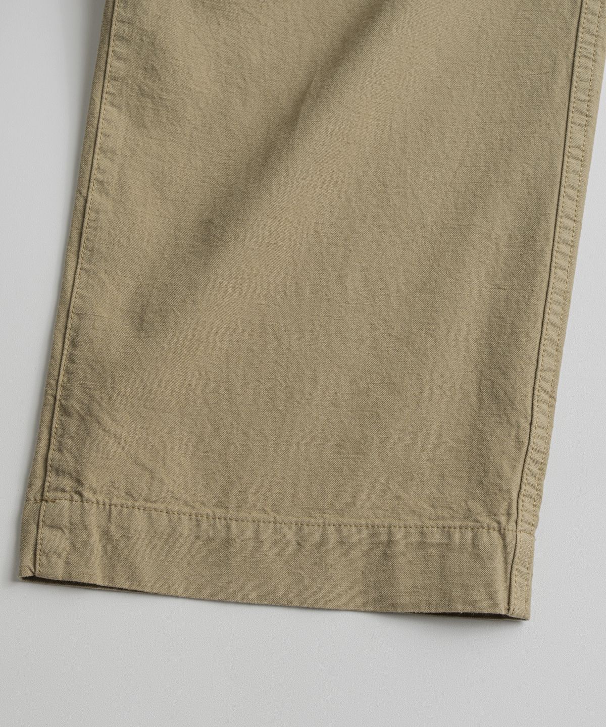 비헤비어(BEHEAVYER) DYED C/L EASY TROUSERS khaki