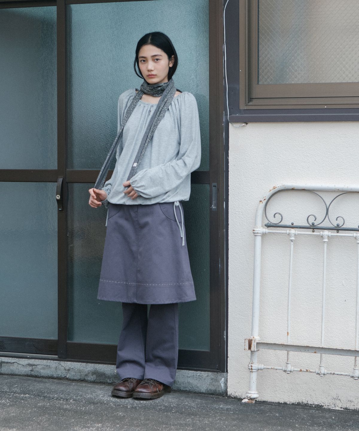 오헤시오(OHESHIO) EMBROIDERY POCKET A-LINE SKIRT, PURPLE