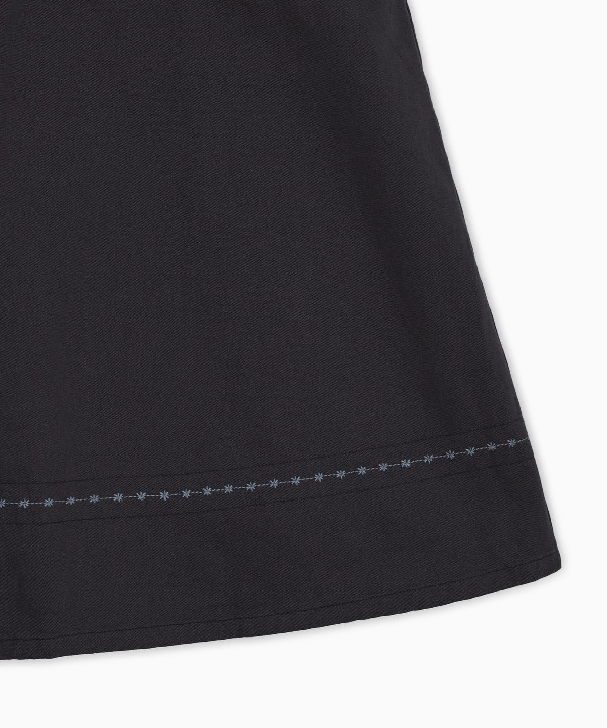 오헤시오(OHESHIO) EMBROIDERY POCKET A-LINE SKIRT, NAVY