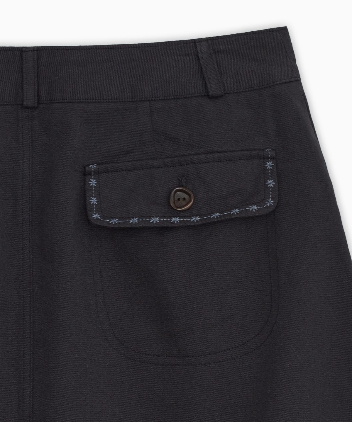 오헤시오(OHESHIO) EMBROIDERY POCKET A-LINE SKIRT, NAVY