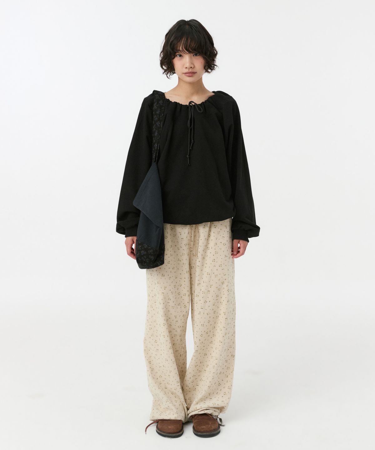 오헤시오(OHESHIO) FLORAL CORDUROY BANDING PANTS, CREAM
