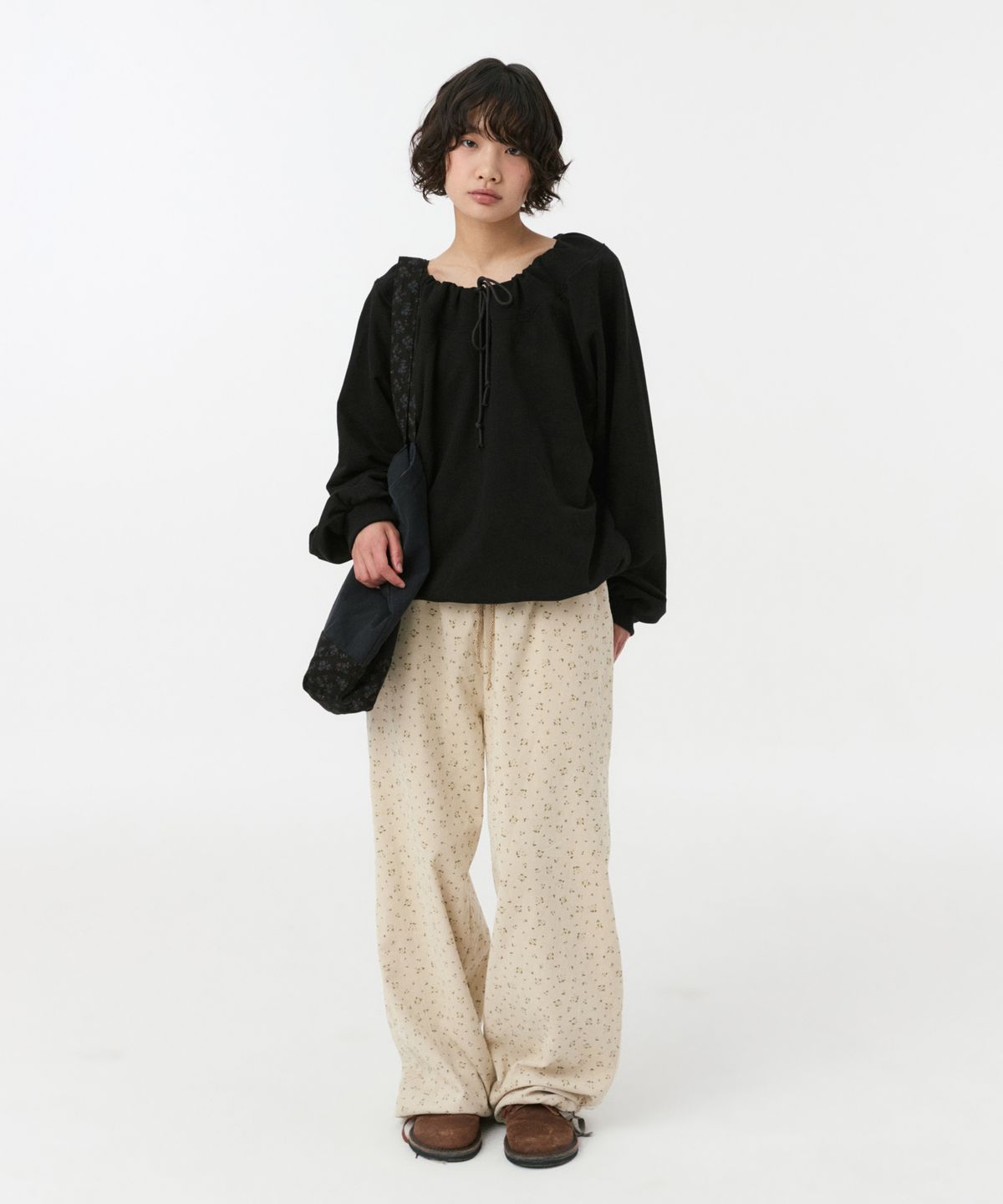 오헤시오(OHESHIO) FLORAL CORDUROY BANDING PANTS, CREAM