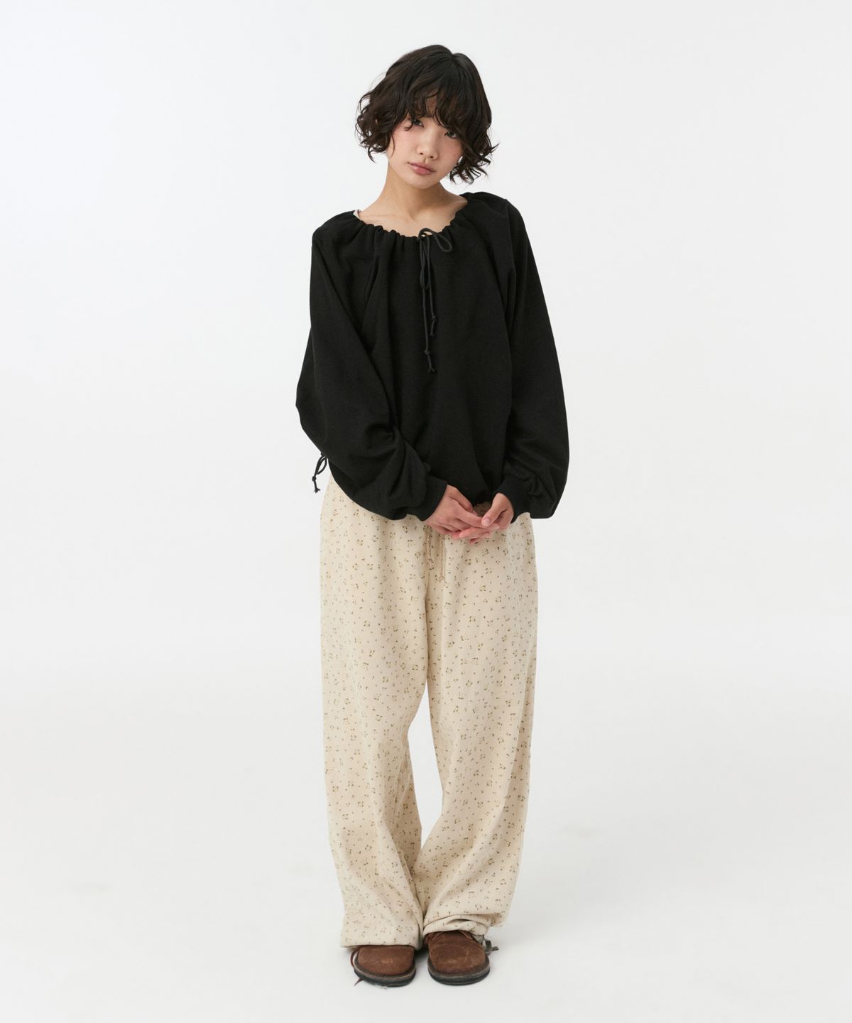 오헤시오(OHESHIO) FLORAL CORDUROY BANDING PANTS, CREAM