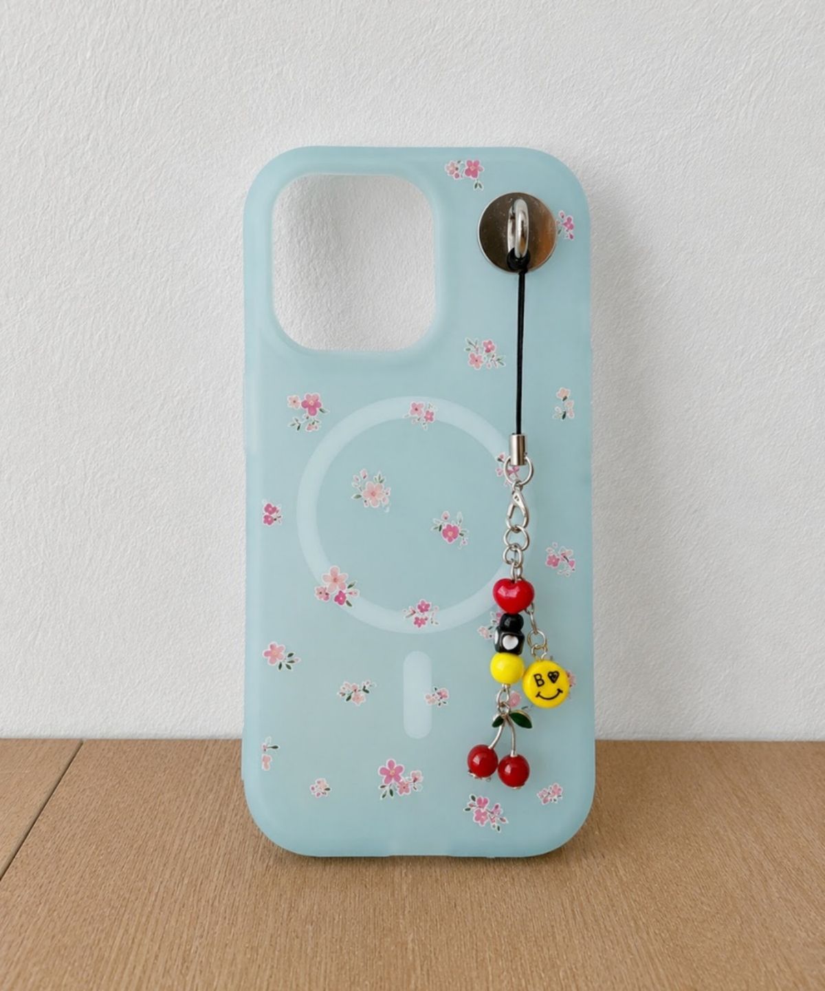 봉보(BONBEAU) Acrylic smile & cherry phone charm strap 아크릴 스마일 앤 체리 폰참 비즈 핸드폰 키링