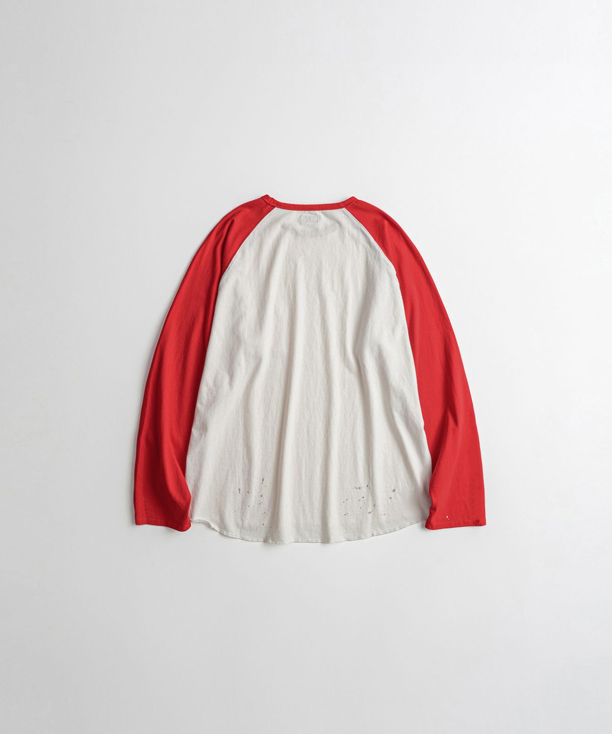 비헤비어(BEHEAVYER) DISTRESSED BASEBALL L/S SHIRTS natural/red