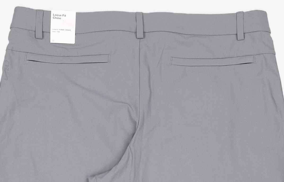 나이키(NIKE) 24.7 퍼펙트스트레치 드라이 핏 루즈 핏 치노 바지 M - 스모크 그레이:나노 그레이 / HQ6942-084 88-94