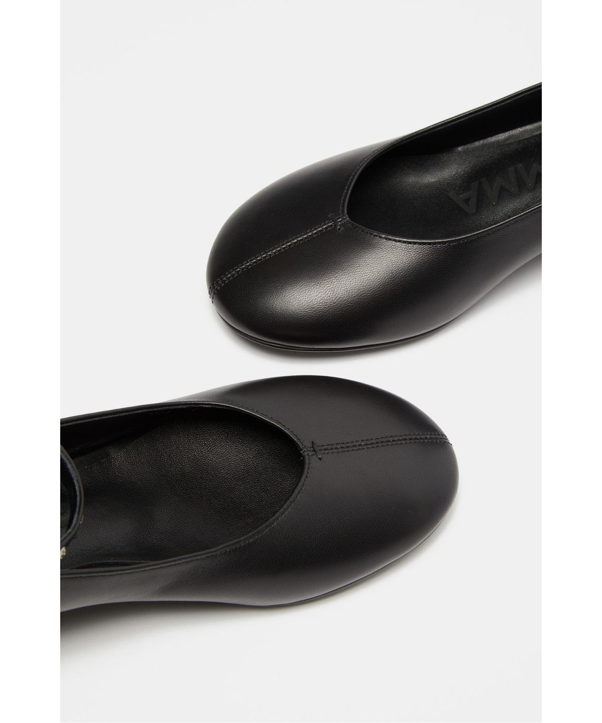 슈콤마보니(SUECOMMA BONNIE) Buckle strap flats(black)_DG1DA26502BLK