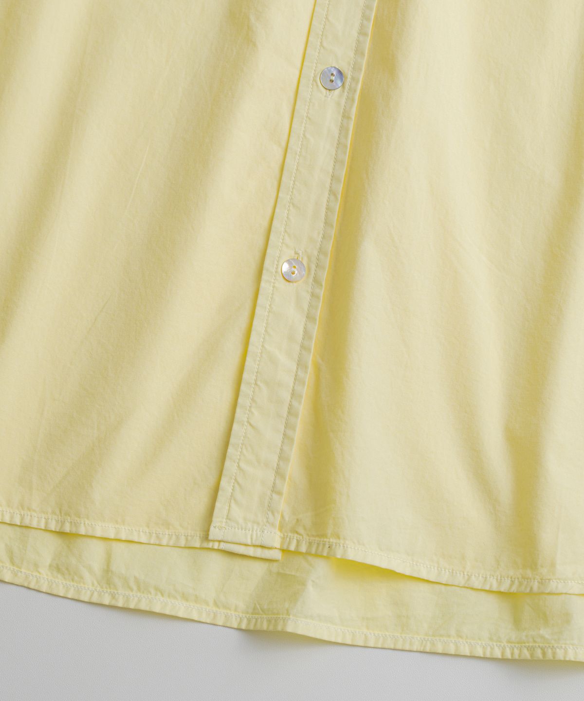 비헤비어(BEHEAVYER) DYED POPLIN CLASSIC SHIRTS lemon