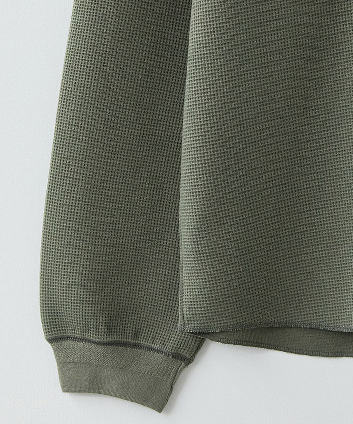 러프사이드(ROUGHSIDE) Waffle Long Sleeve Olive