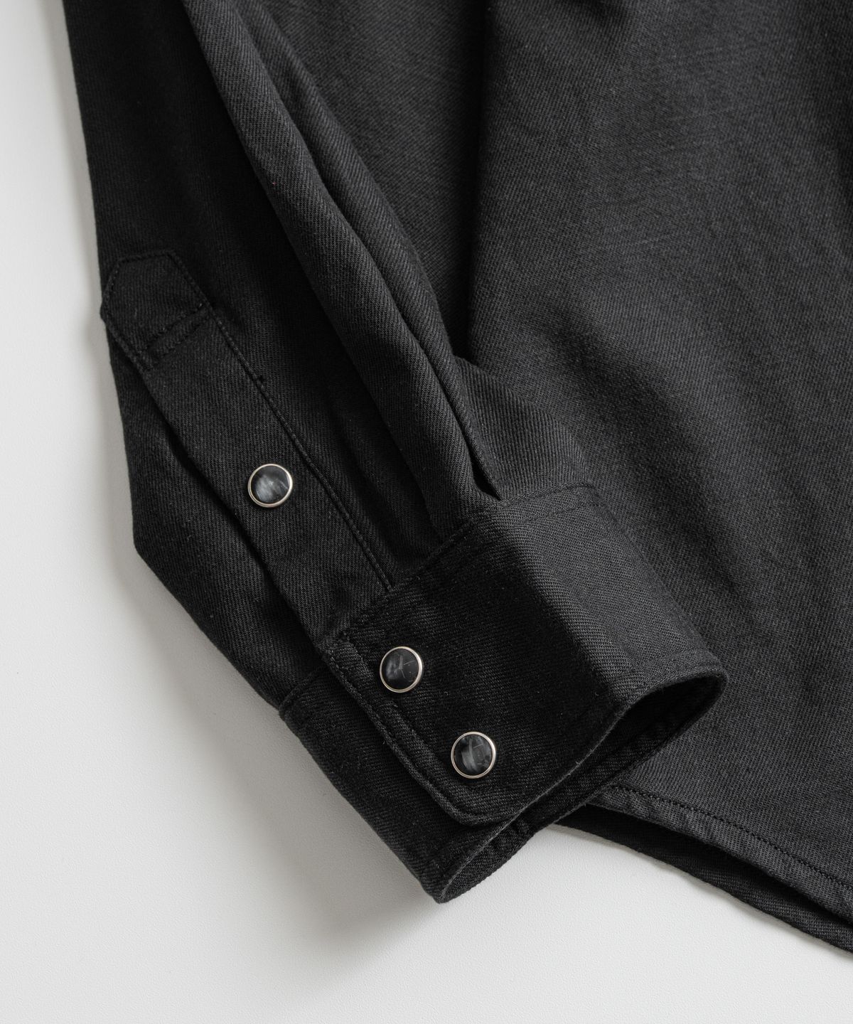 비헤비어(BEHEAVYER) WASHED TENCEL WESTERN SHIRTS black