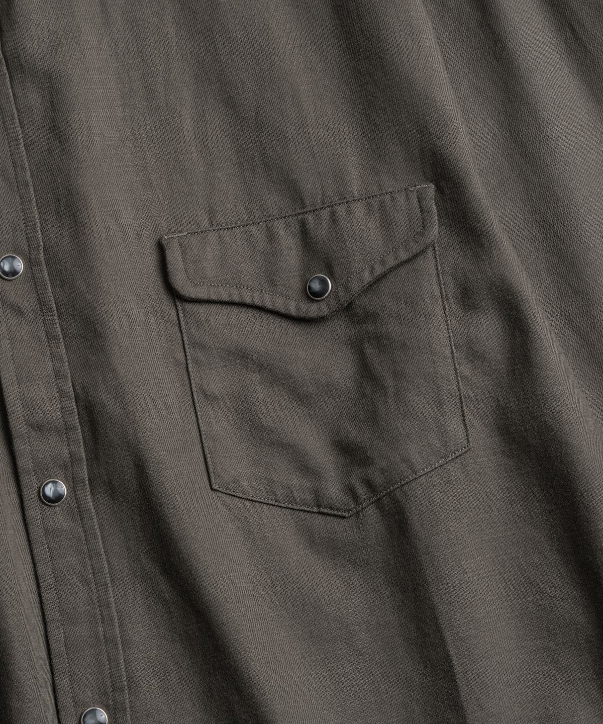 비헤비어(BEHEAVYER) WASHED TENCEL WESTERN SHIRTS brown
