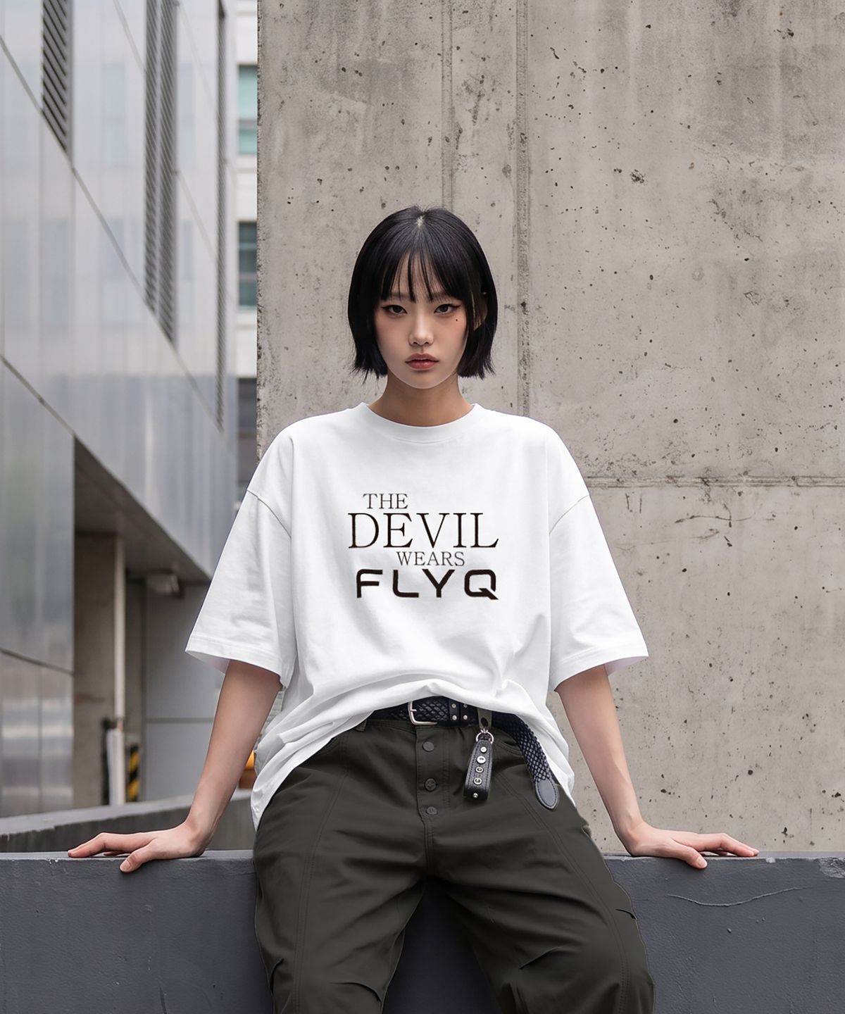 플라이크(FLYQ) 데빌 나염 반팔 티셔츠 / WHITE