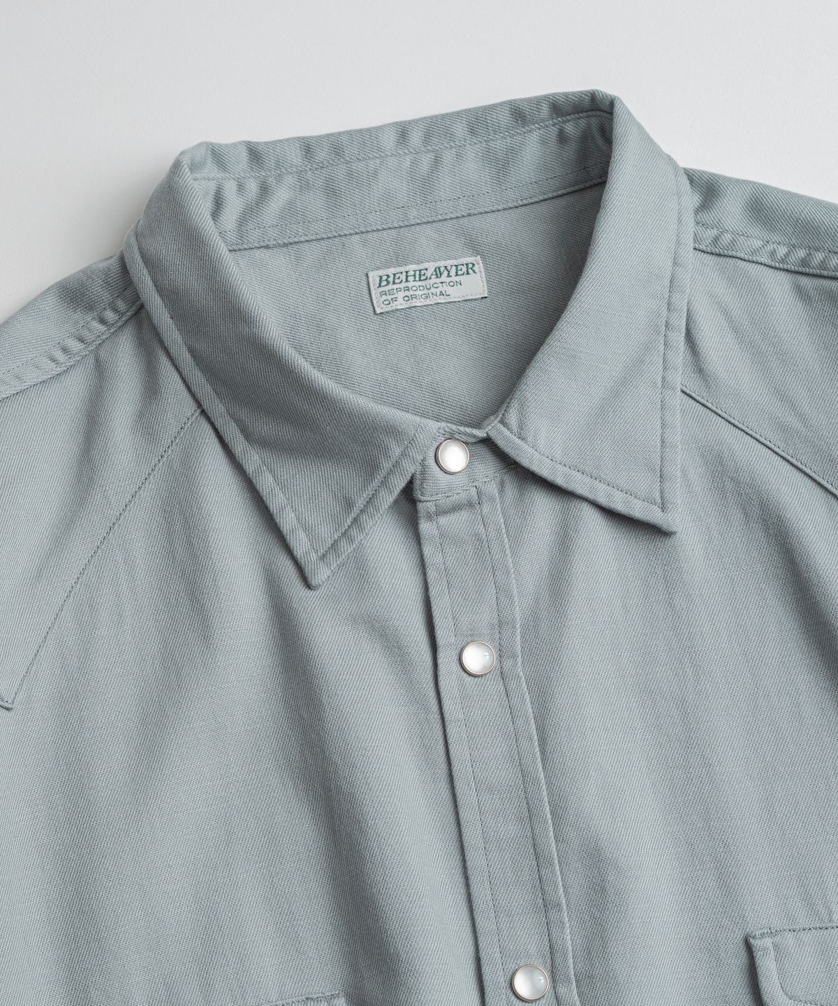 비헤비어(BEHEAVYER) WASHED TENCEL WESTERN SHIRTS dust blue