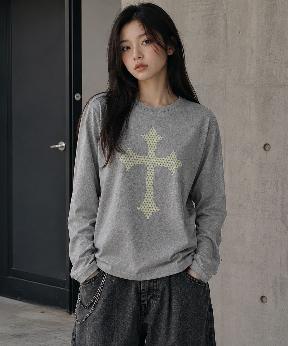 도톤(DOTON) CELESTIAL CROSS LONG SLEEVE (Black)