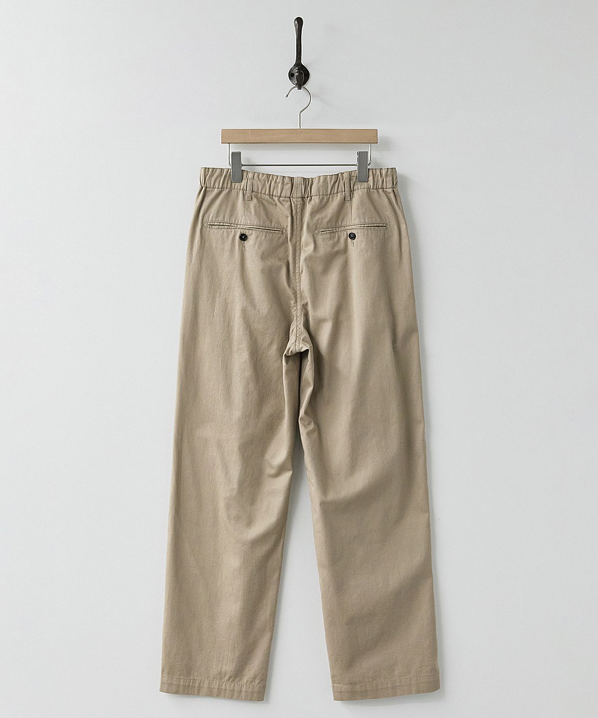러프사이드(ROUGHSIDE) Box Pleat Pants Beige